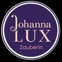 Zauberkünstlerin Johanna Lux