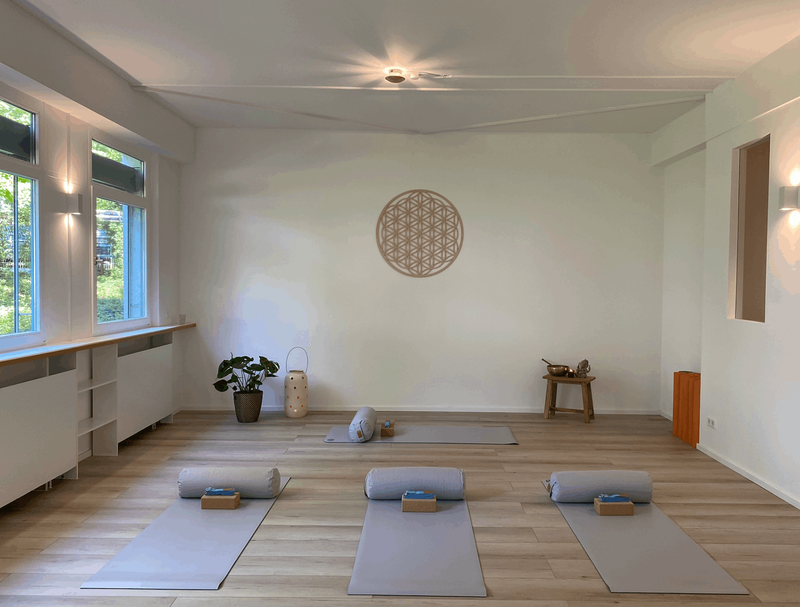 user-upload/business/work-media/iyp85wzhfci7b68dvawk_justyoga_by johanna.png